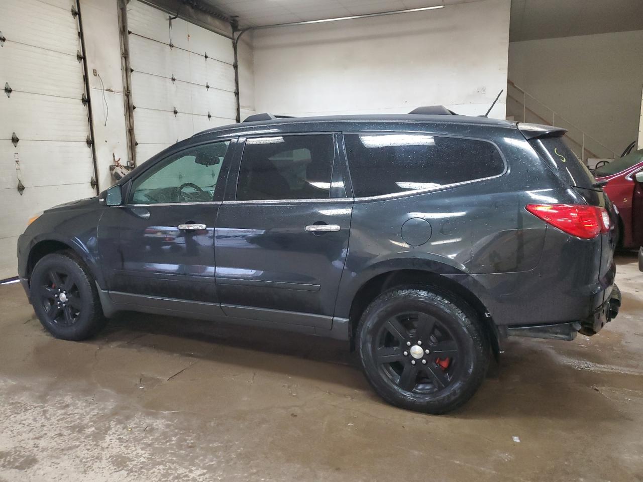 Obraz 2 z 2010 CHEVROLET TRAVERSE LT 2010 z VIN 1GNLRFED7AJ264935