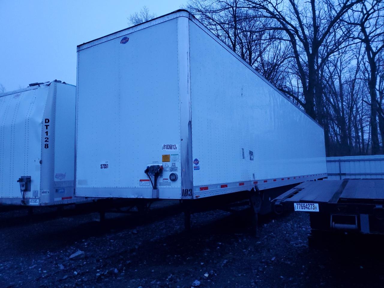 Obraz 2 z 2022 UTILITY                     TRAILER 2022 z VIN 1UYVS253XN7466310