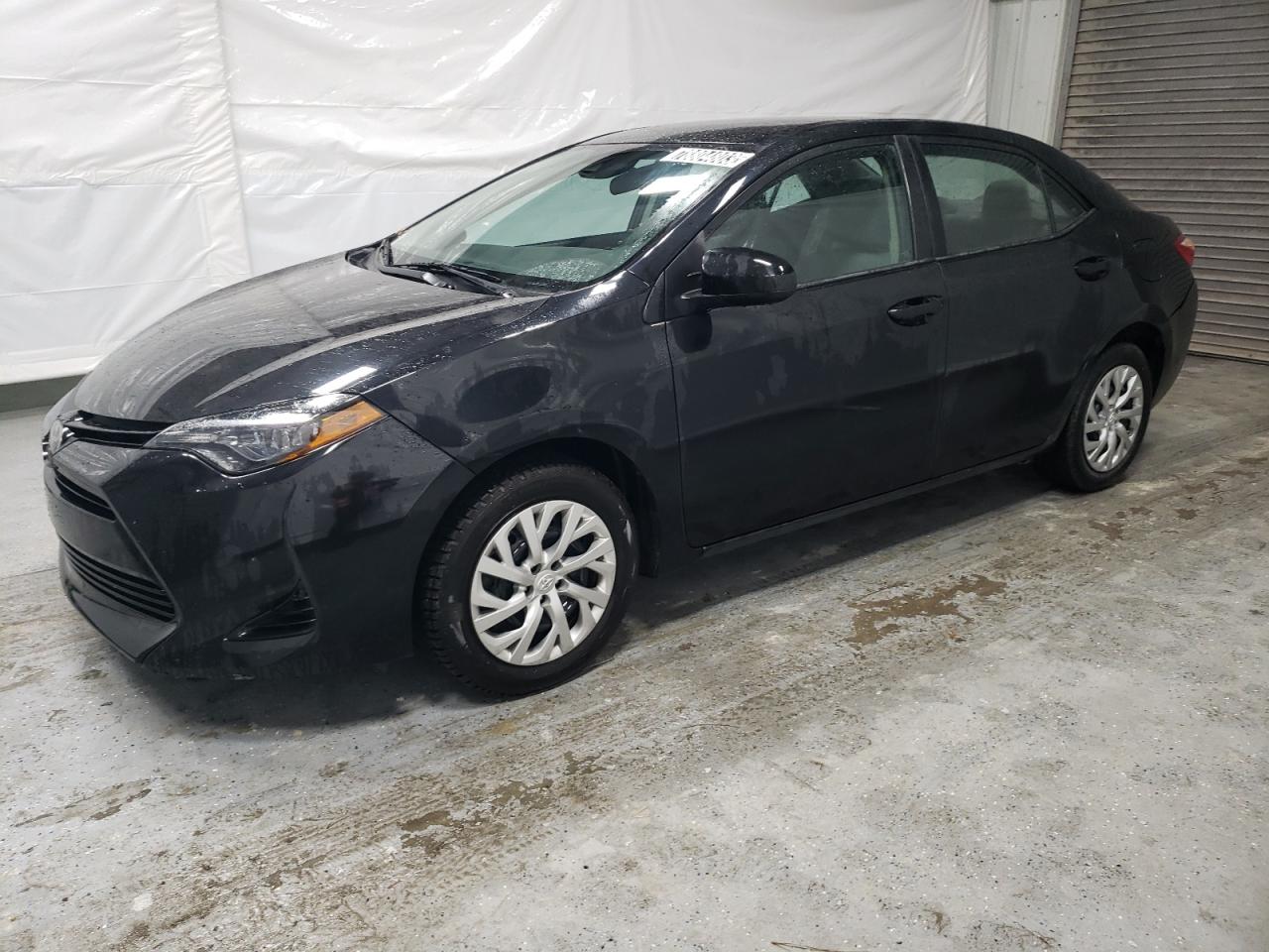 Image 1 of 2018 TOYOTA COROLLA L 2018 with VIN 5YFBURHE8JP823400