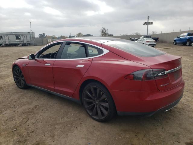 Obraz 2 z 2015 TESLA MODEL S  2015 z VIN 5YJSA1E24FF120156