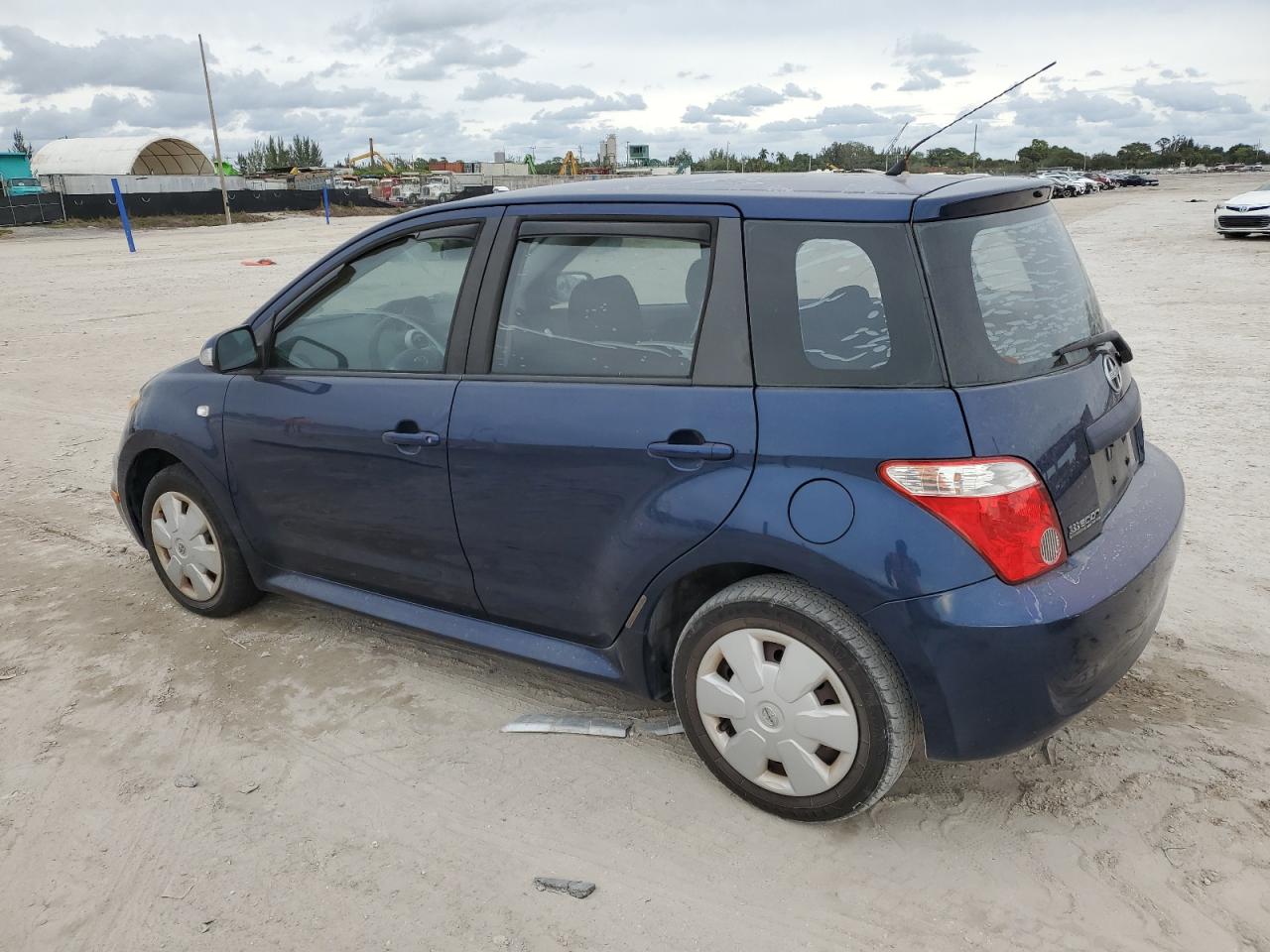 Image 2 of 2006 TOYOTA SCION XA  2006 with VIN JTKKT624565010241