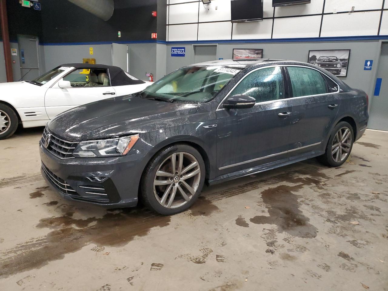 2017 VOLKSWAGEN PASSAT R-LINE 2017 image