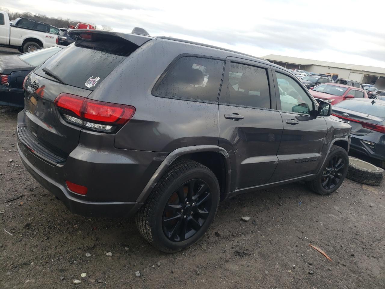 Obraz 3 z 2018 JEEP GRAND CHEROKEE LAREDO 2018 z VIN 1C4RJFAGXJC178730
