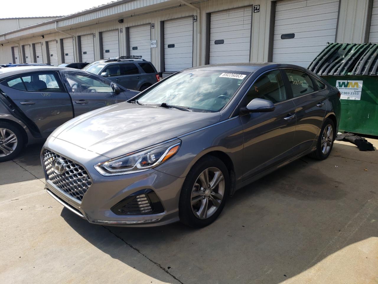 Obraz 1 z 2019 HYUNDAI SONATA LIMITED 2019 z VIN 5NPE34AFXKH815304