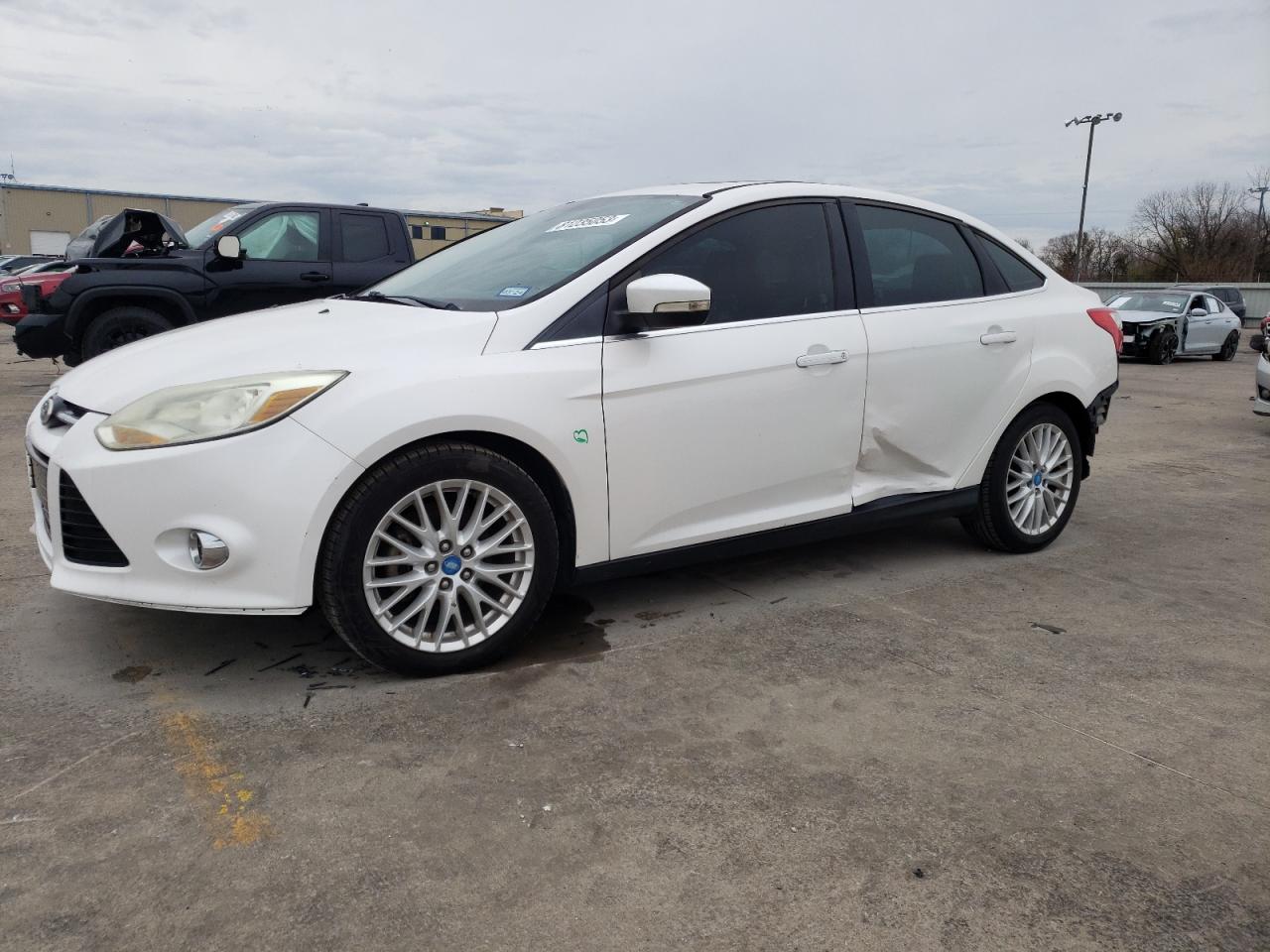 Image 1 of 2012 FORD FOCUS SEL 2012 with VIN 1FAHP3H23CL119532