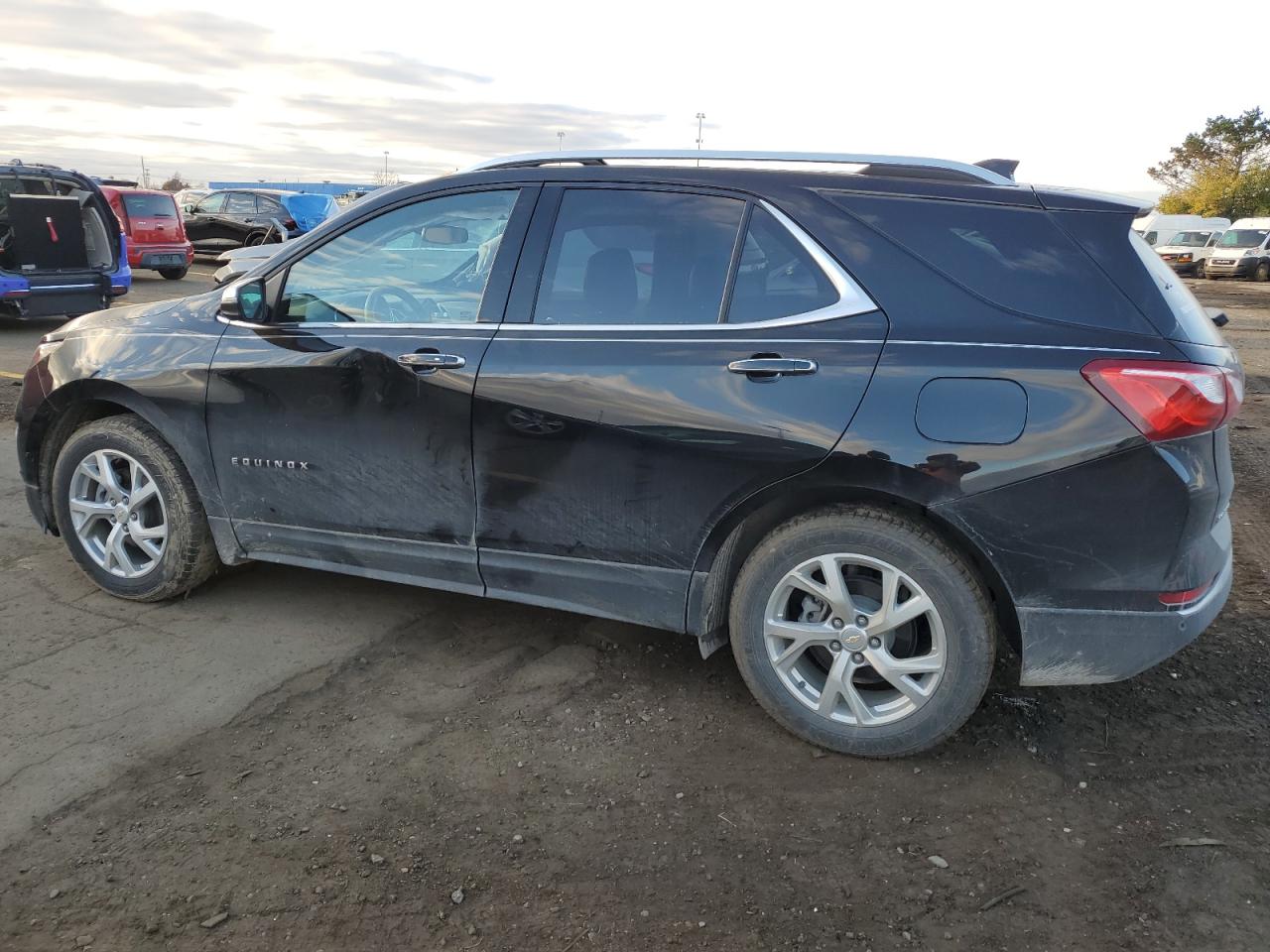 Image 2 of 2021 CHEVROLET EQUINOX PREMIER 2021 with VIN 2GNAXNEV1M6139057