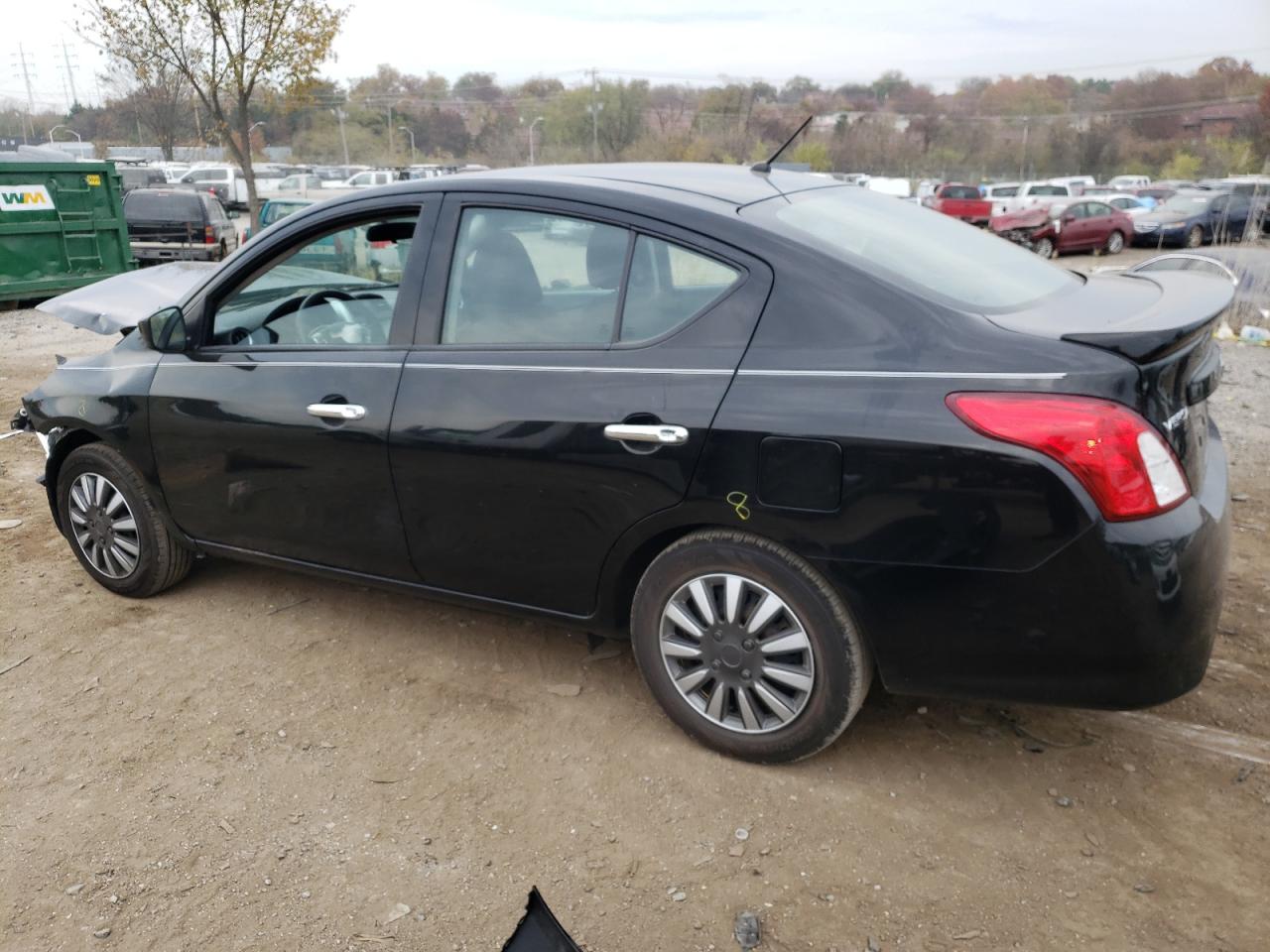 Изображение 2 2019 NISSAN VERSA S 2019 с VIN 3N1CN7AP4KL843825