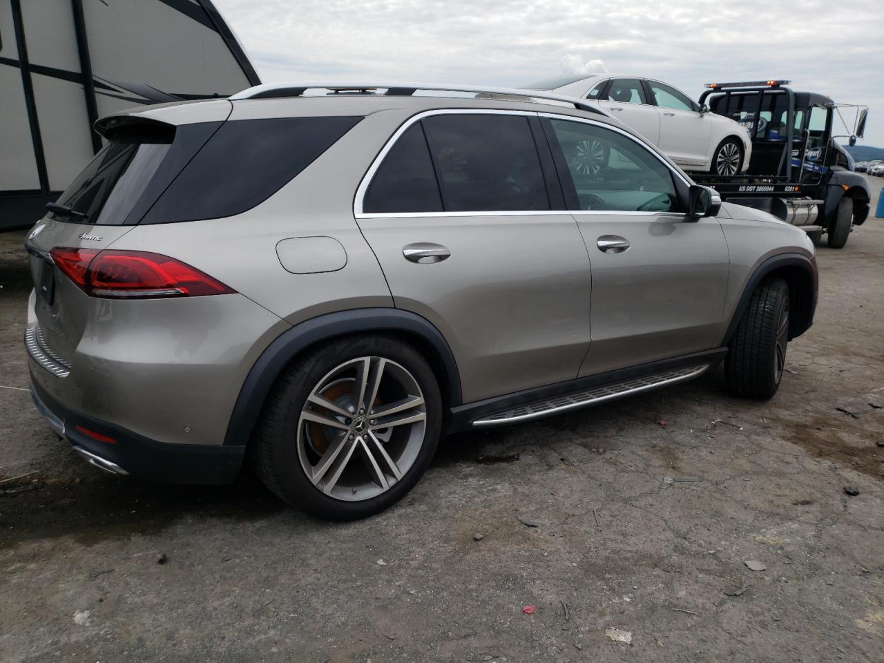 Obraz 3 z 2022 MERCEDES-BENZ GLE 350 4MATIC 2022 z VIN 4JGFB4KB4NA587228