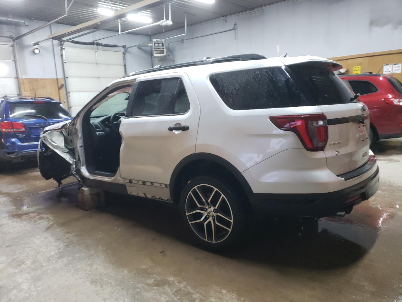 Obraz 2 z 2019 FORD EXPLORER SPORT 2019 z VIN 1FM5K8GT7KGB52832