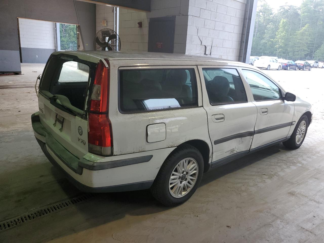Изображение 3 2004 VOLVO V70  2004 с VIN YV1SW64A142434350