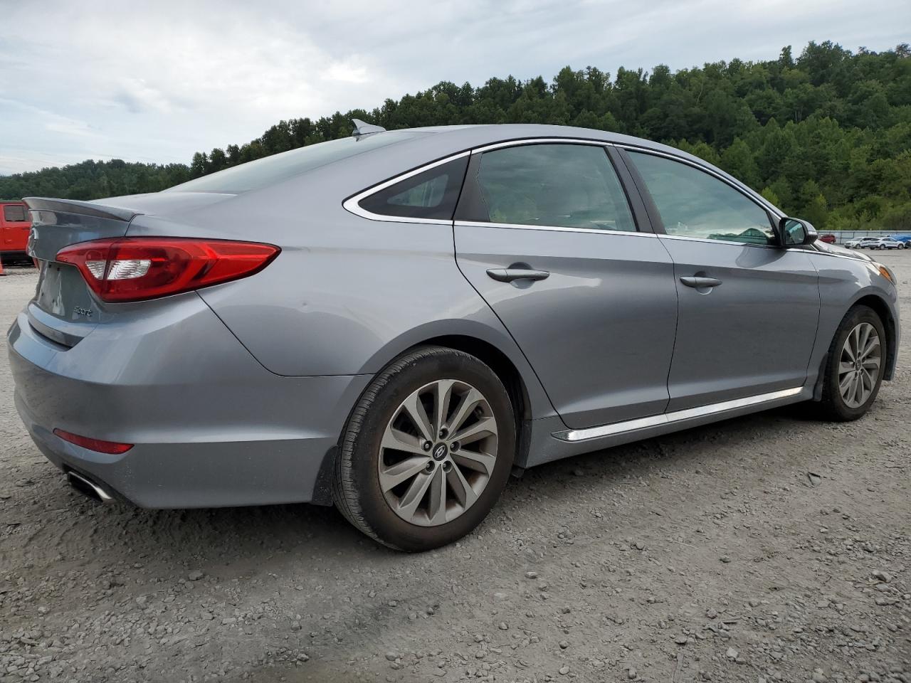 Obraz 3 z 2015 HYUNDAI SONATA SPORT 2015 z VIN 5NPE34AF3FH217030
