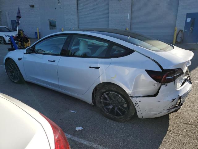 Obraz 2 z 2022 TESLA MODEL 3  2022 z VIN 5YJ3E1EA8NF358302