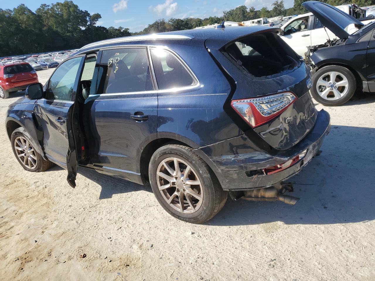 Изображение 2 2011 AUDI Q5 PREMIUM PLUS 2011 с VIN WA1LFAFPXBA035903