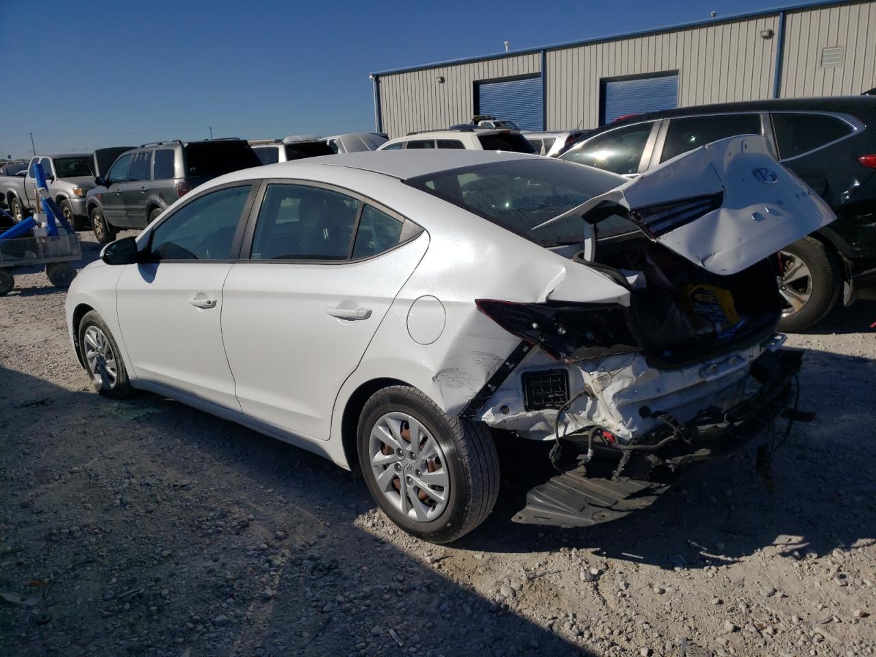 Image 2 of Hyundai Elantra Se 2019 with VIN 5NPD74LF1KH483072