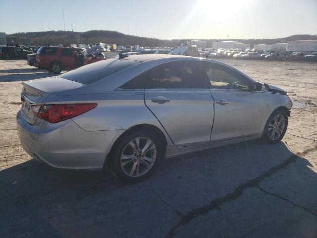 Obraz 3 z 2013 HYUNDAI SONATA SE 2013 z VIN 5NPEC4AC4DH722531
