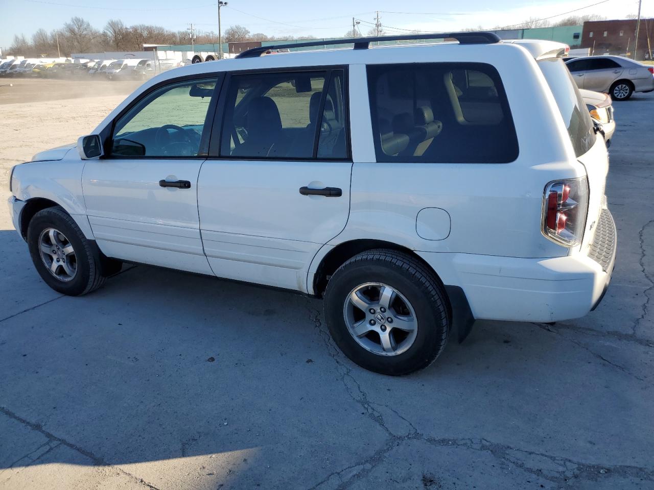 Изображение 2 2005 HONDA PILOT EXL 2005 с VIN 5FNYF18675B041279