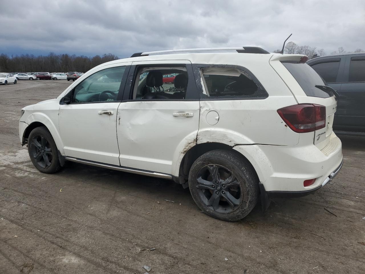 Изображение 2 2019 DODGE JOURNEY CROSSROAD 2019 с VIN 3C4PDDGG9KT720996