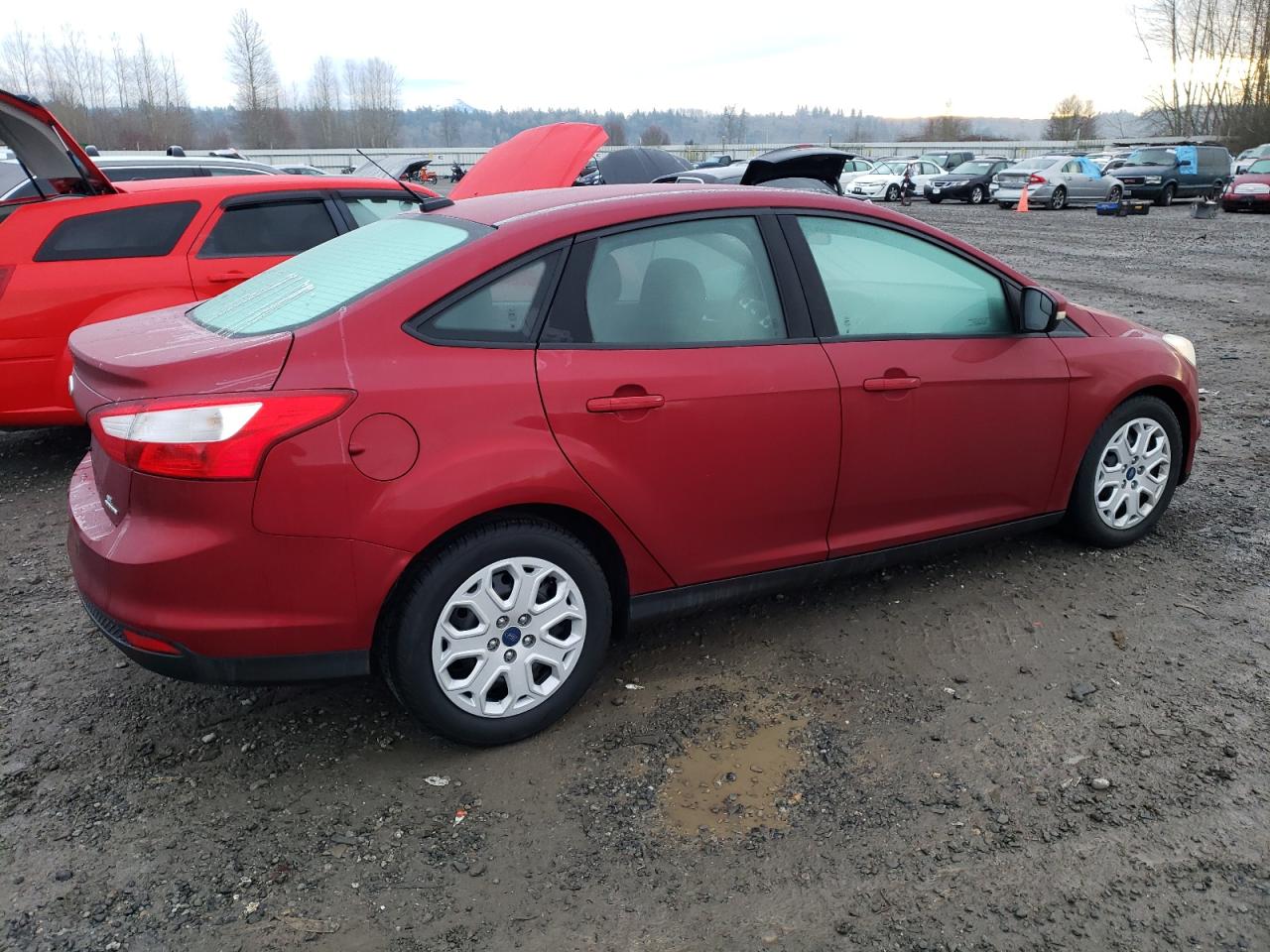 Image 3 of 2014 FORD FOCUS SE 2014 with VIN 1FADP3F24EL284736