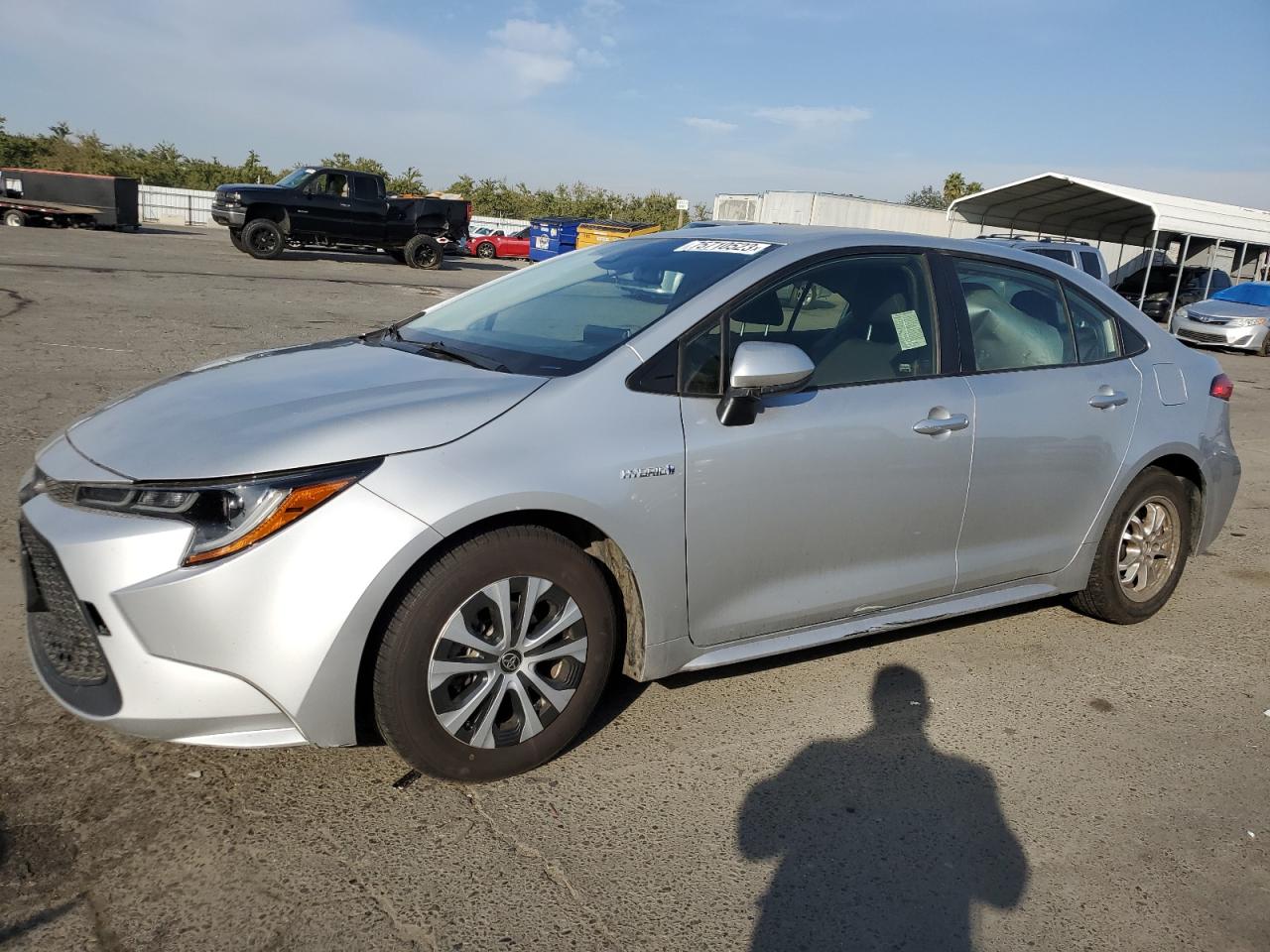 Изображение 1 2020 TOYOTA COROLLA LE 2020 с VIN JTDEBRBEXLJ003516