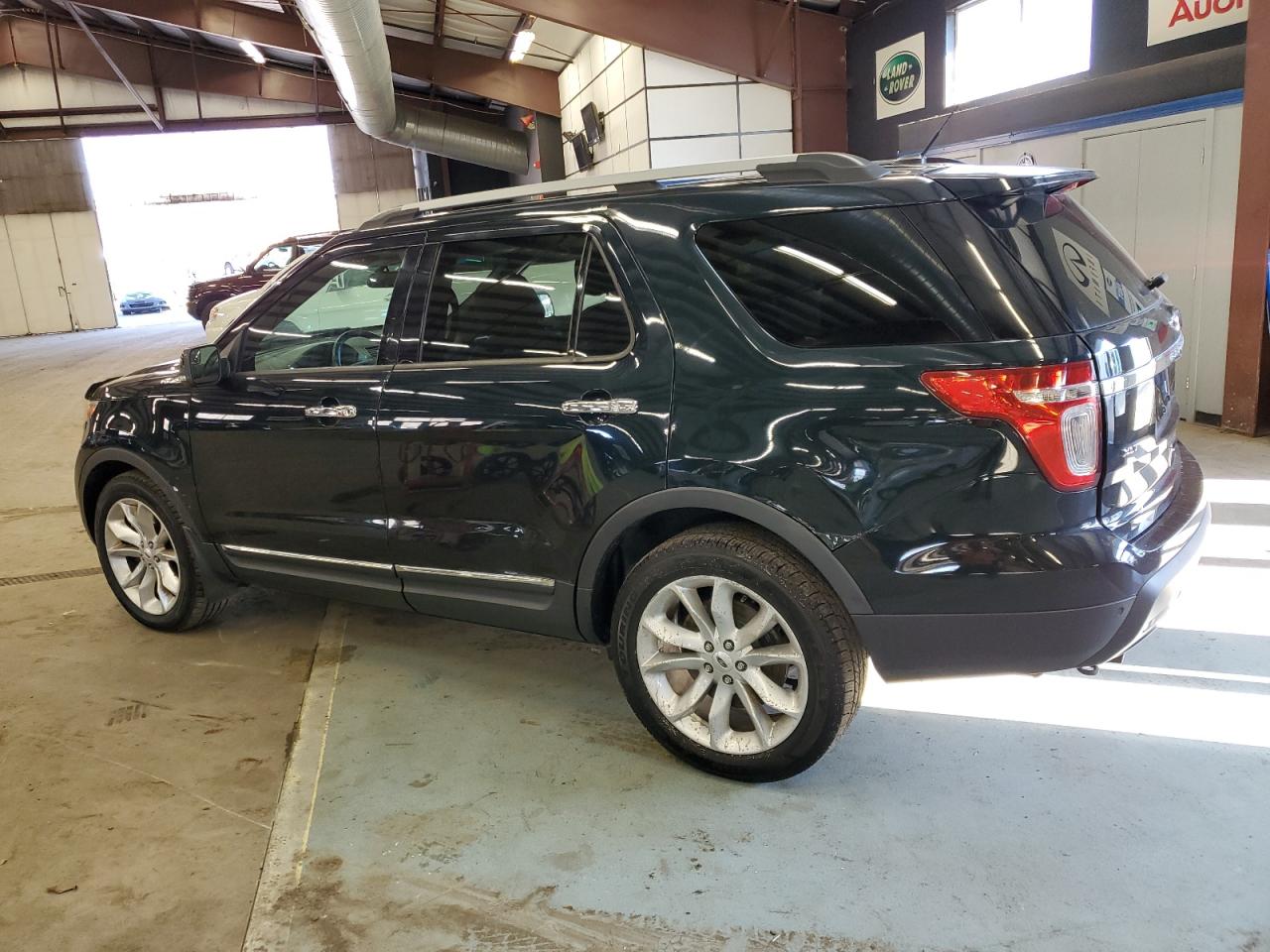 Image 2 of 2014 FORD EXPLORER XLT 2014 with VIN 1FM5K8D81EGB05719