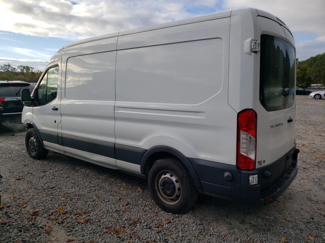 Изображение 2 2017 FORD TRANSIT T-150 2017 с VIN 1FTYE2CM0HKA81385
