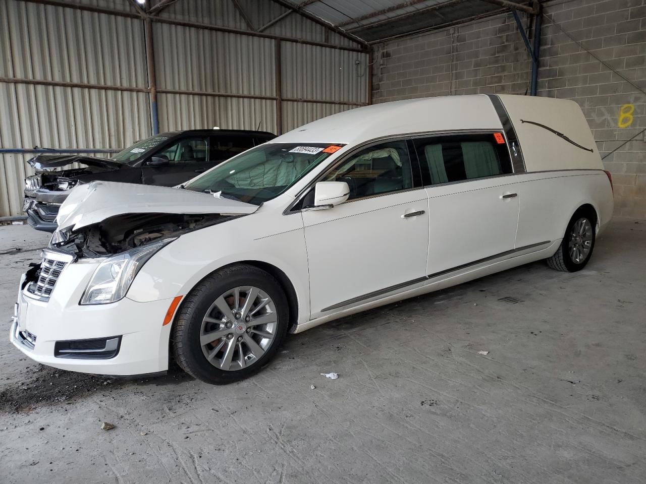Изображение 2013 CADILLAC XTS FUNERAL COACH 2013