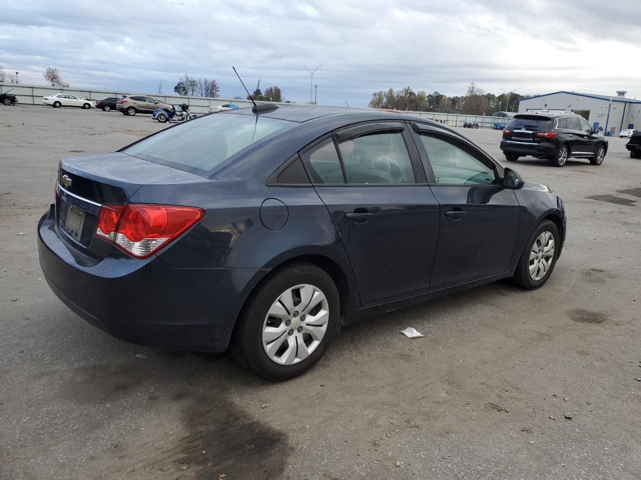 Obraz 3 z 2015 CHEVROLET CRUZE LS 2015 z VIN 1G1PA5SH4F7191183
