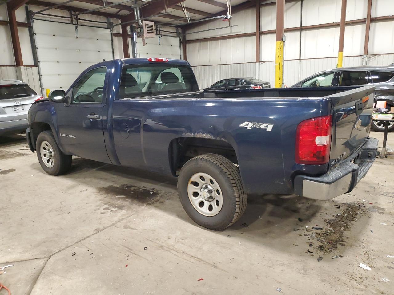 Image 2 of 2009 CHEVROLET SILVERADO K1500 2009 with VIN 1GCEK14C19Z226728