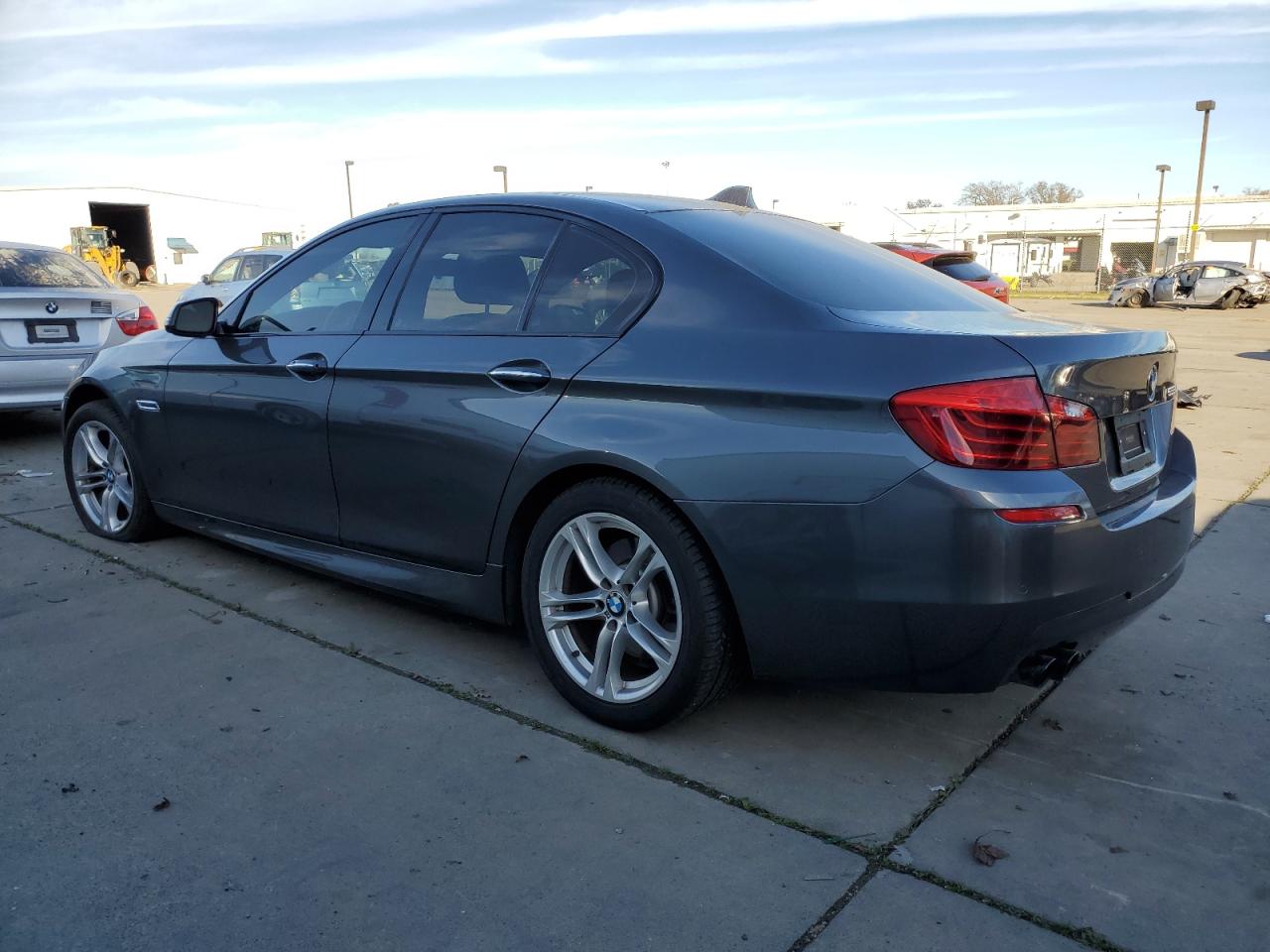 Image 2 of 2016 BMW 528 I 2016 with VIN WBA5A5C53GG352320