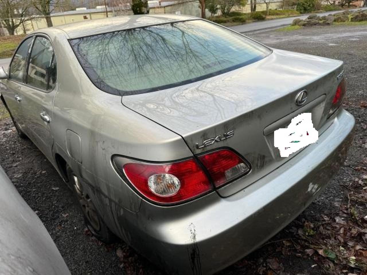 Image 3 of 2004 LEXUS ES 330 2004 with VIN JTHBA30G545021230