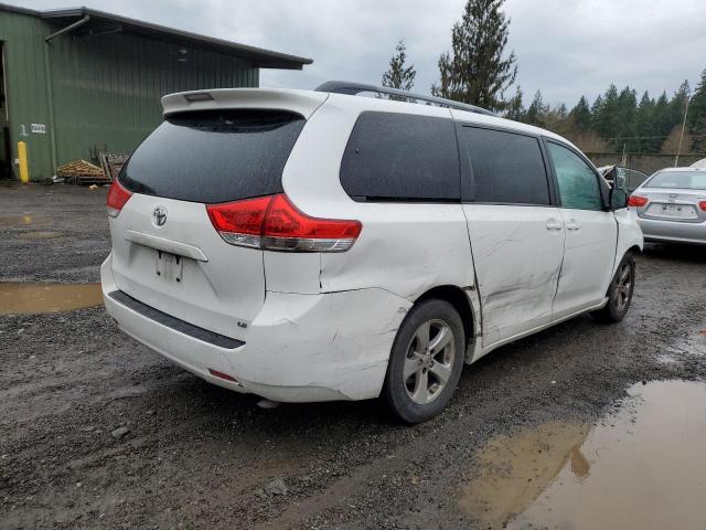 Obraz 3 z 2014 TOYOTA SIENNA LE 2014 z VIN 5TDKK3DC5ES427106