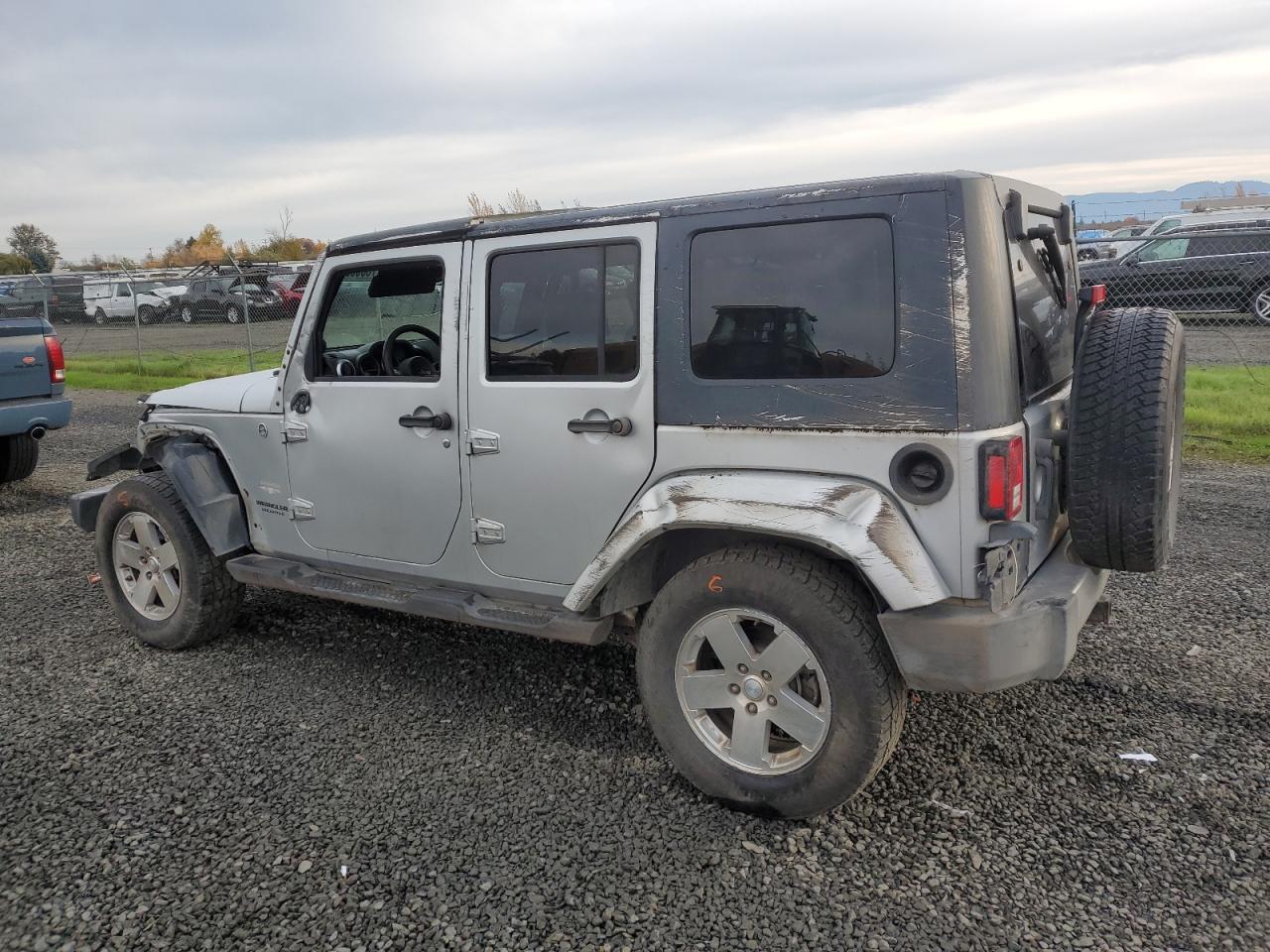 Image 2 of 2008 JEEP WRANGLER UNLIMITED SAHARA 2008 with VIN 1J8GA59178L542929