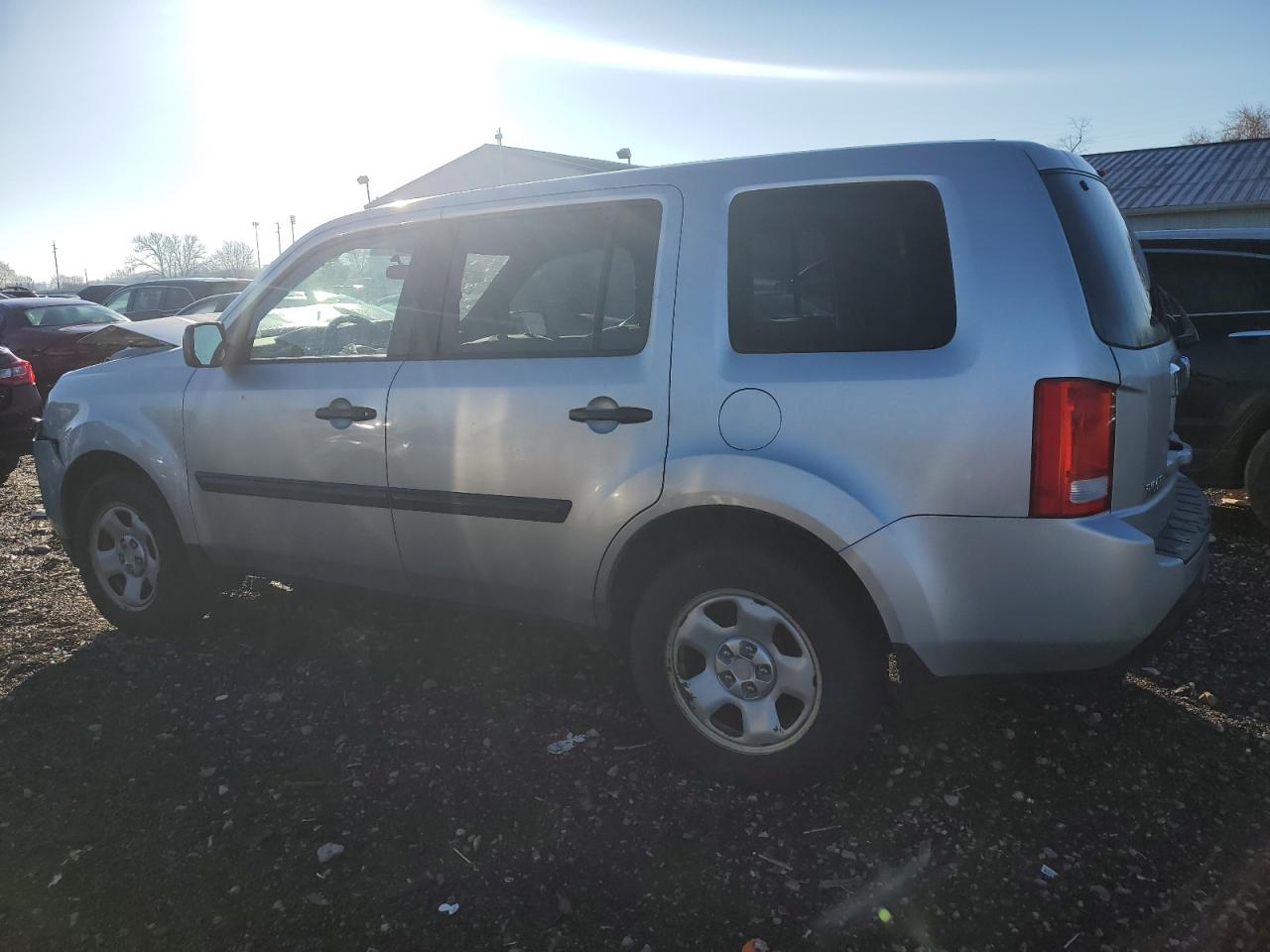 Изображение 2 2013 HONDA PILOT LX 2013 с VIN 5FNYF4H26DB018525