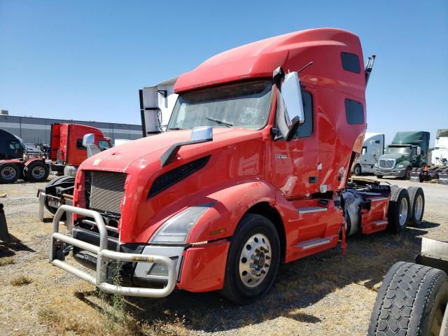 Изображение 2 2020 VOLVO VN VNL 2020 с VIN 4V4NC9EH6LN227575