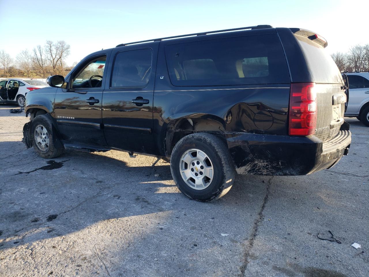 Image 2 of 2007 CHEVROLET SUBURBAN K1500 2007 with VIN 1GNFK16397J192087