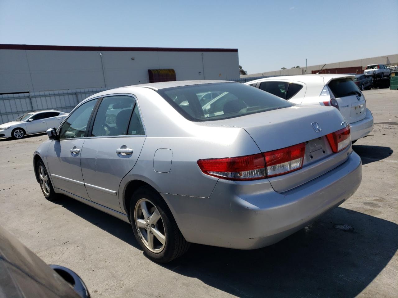 Изображение 2 2003 HONDA ACCORD EX 2003 с VIN JHMCM56683C078098