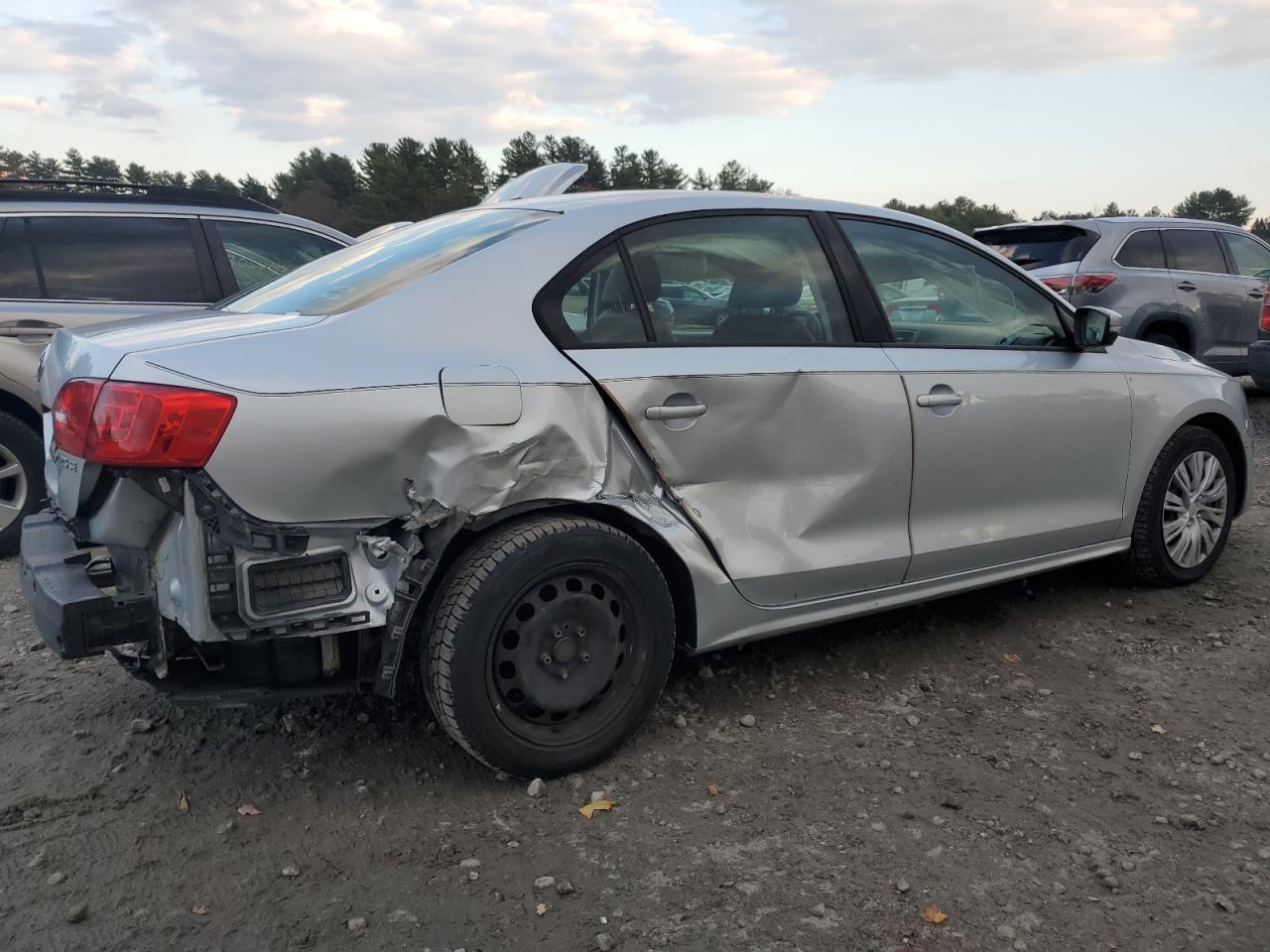 Изображение 3 2012 VOLKSWAGEN JETTA SE 2012 с VIN 3VWDP7AJ0CM127536