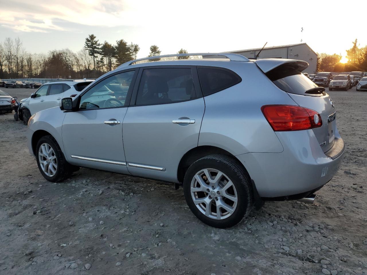 Image 2 of 2013 NISSAN ROGUE S 2013 with VIN JN8AS5MT2DW534012