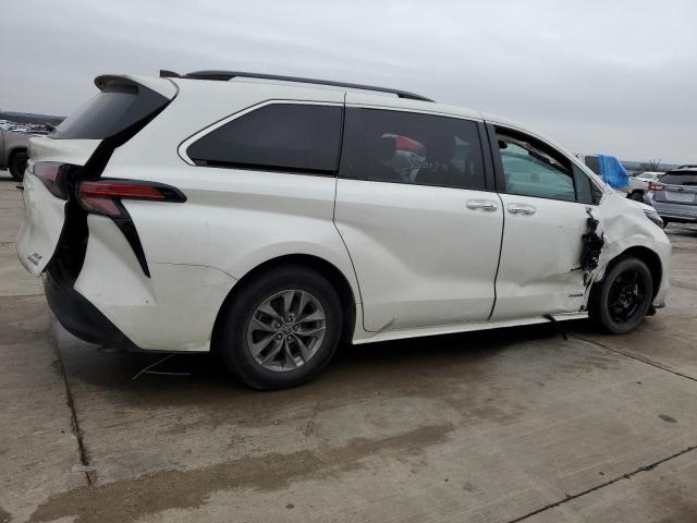 Obraz 3 z 2021 TOYOTA SIENNA XLE 2021 z VIN 5TDYRKEC8MS060182