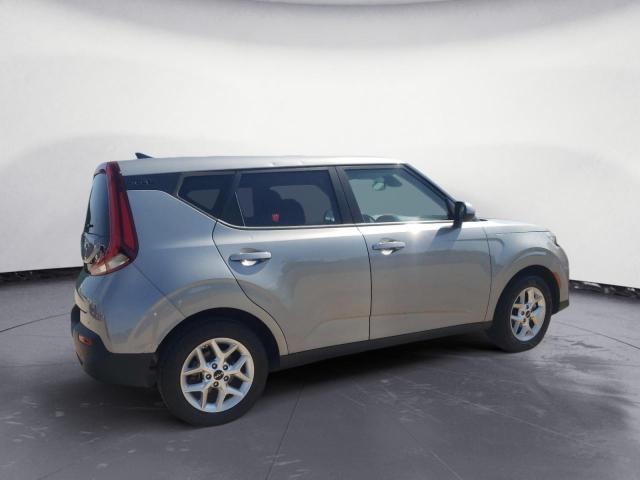Image 3 of 2022 KIA SOUL LX 2022 with VIN KNDJ23AU2N7826882