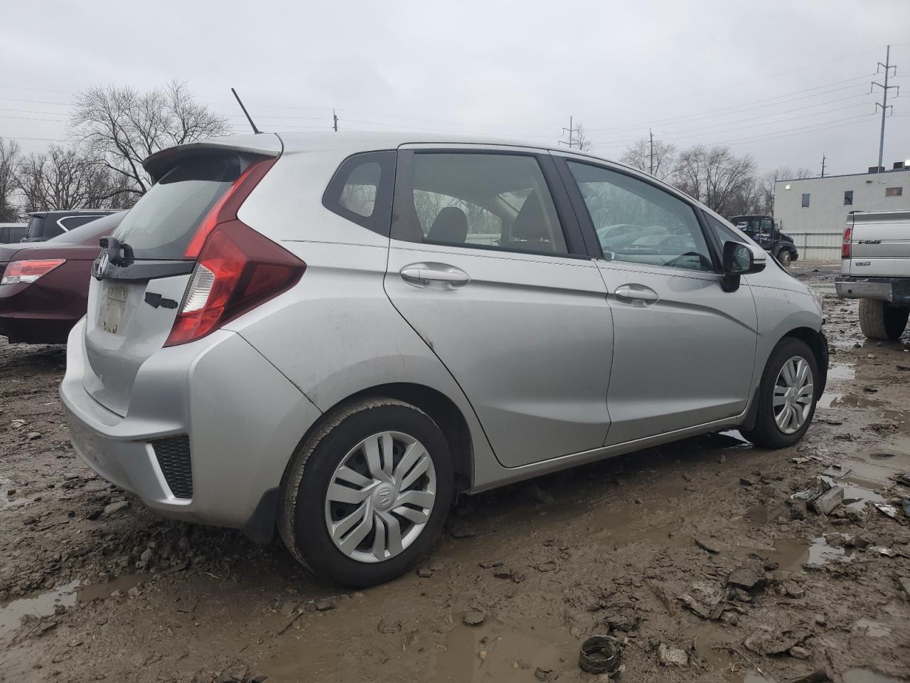 Изображение 3 2016 HONDA FIT LX 2016 с VIN JHMGK5H57GX015567