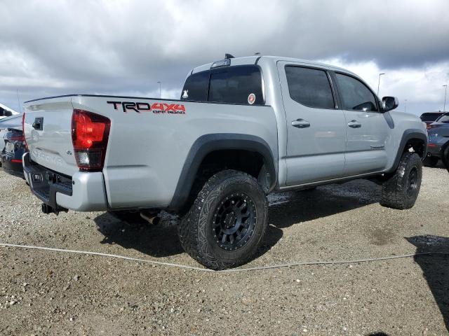 Obraz 3 z 2019 TOYOTA TACOMA DOUBLE CAB 2019 z VIN 3TMCZ5AN9KM259175