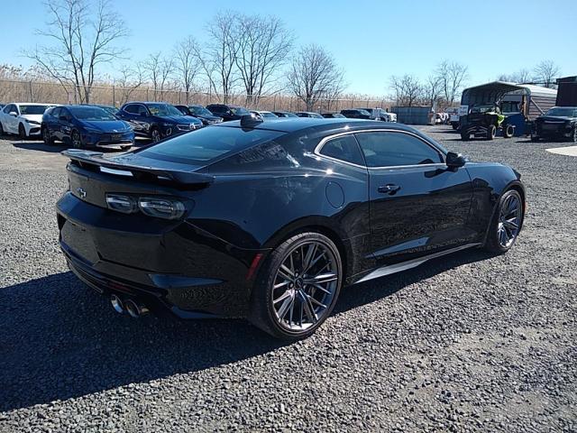 Изображение 3 2023 CHEVROLET CAMARO ZL1 2023 с VIN 1G1FK1R63P0104910