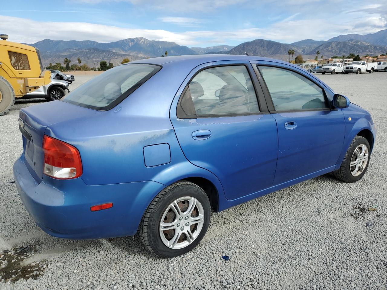 Image 3 of 2005 CHEVROLET AVEO BASE 2005 with VIN KL1TD52685B324204