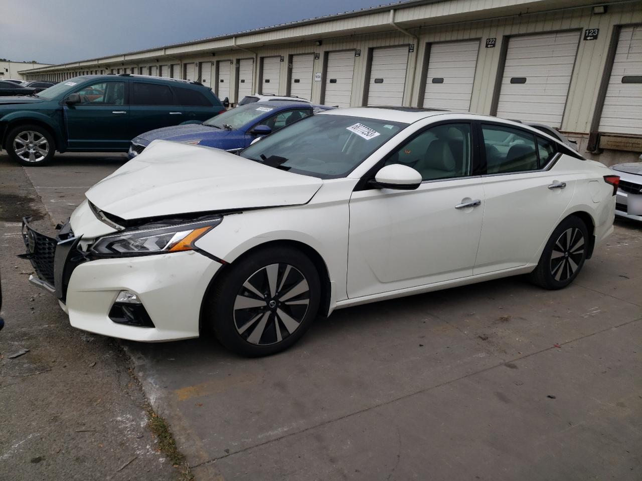 Image 1 of 2020 NISSAN ALTIMA SL 2020 with VIN 1N4BL4EV2LC121827