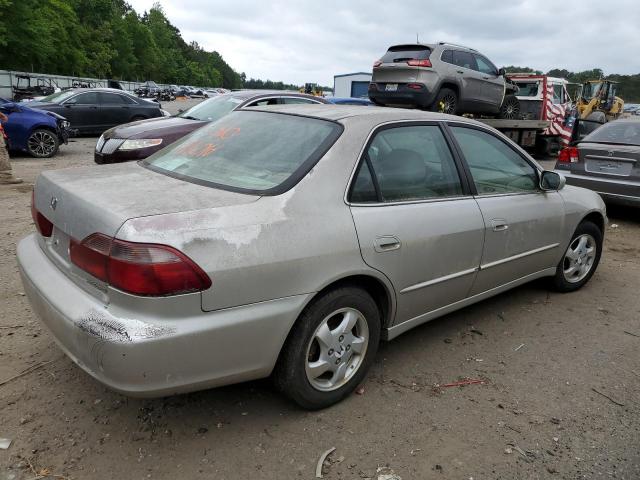 Image 3 of 1998 HONDA ACCORD EX 1998 with VIN 1HGCG5658WA057351