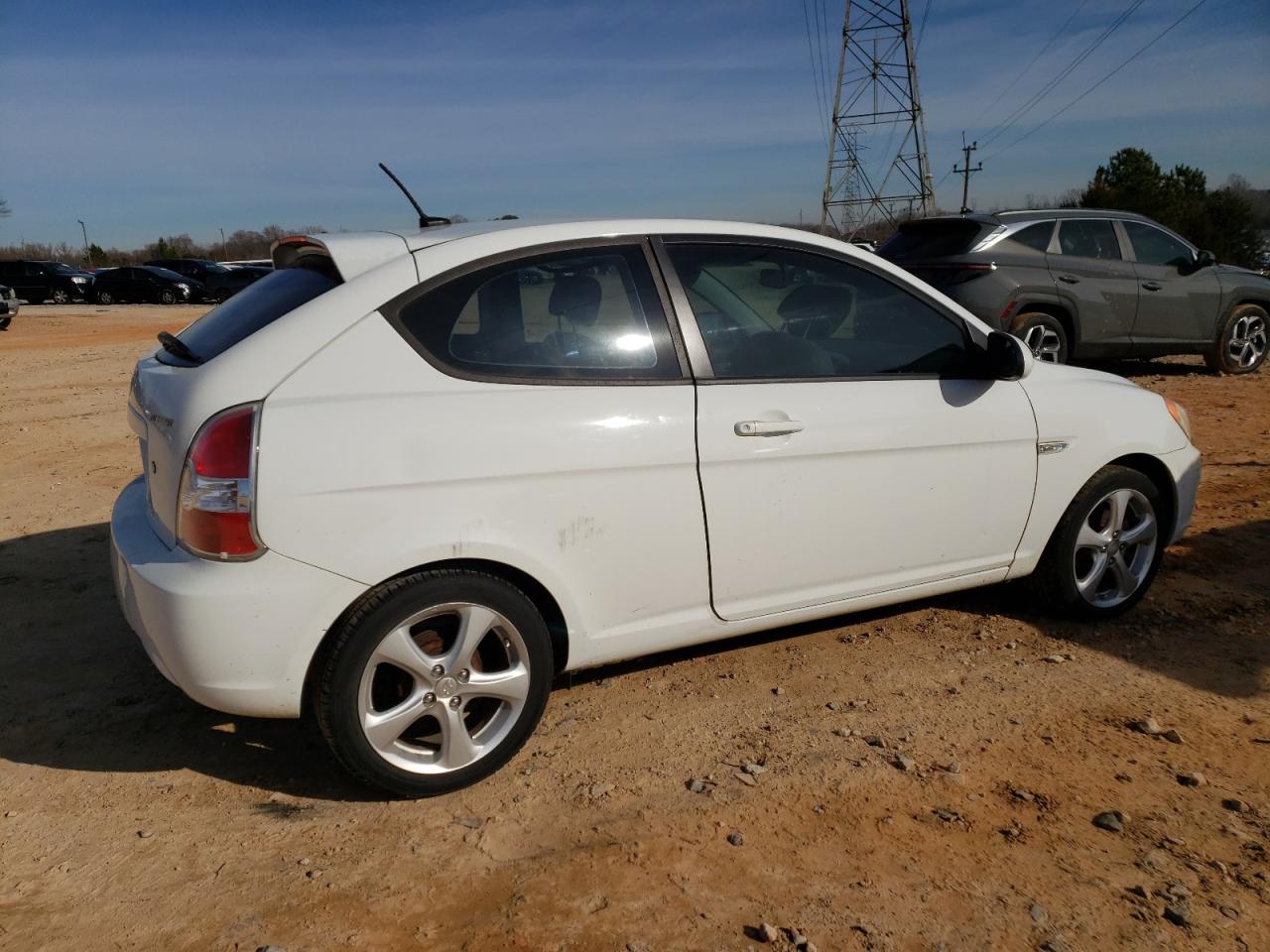 Изображение 3 2008 HYUNDAI ACCENT SE 2008 с VIN KMHCN36C68U079448
