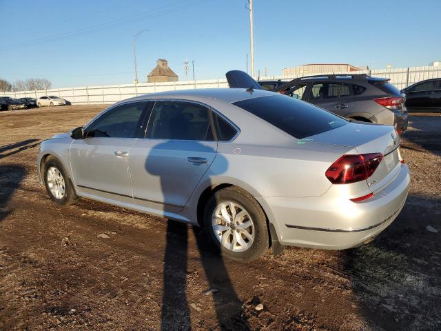 Obraz 2 z 2017 VOLKSWAGEN PASSAT S 2017 z VIN 1VWAT7A34HC078060