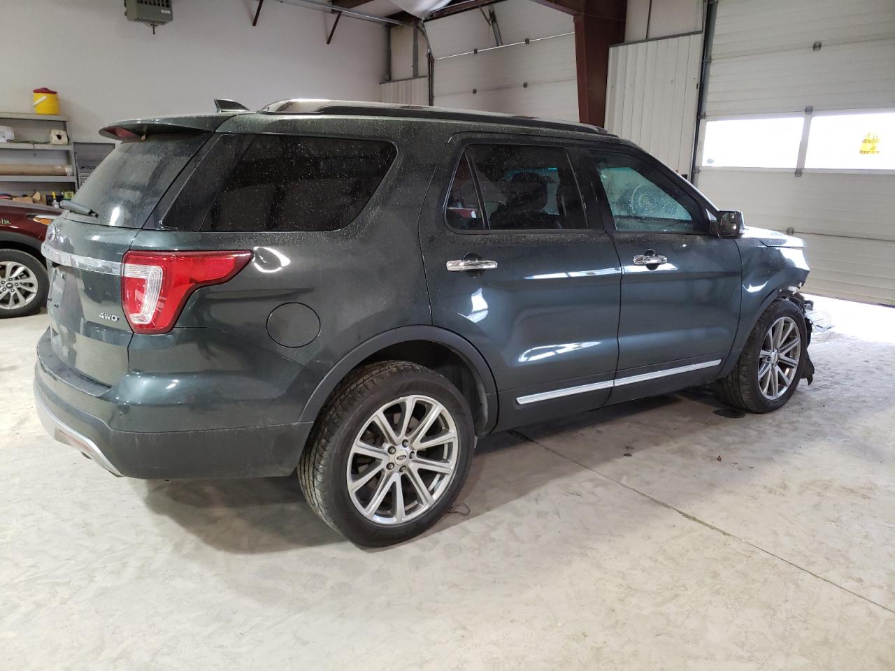 Image 3 of 2016 FORD EXPLORER LIMITED 2016 with VIN 1FM5K8F82GGD15388