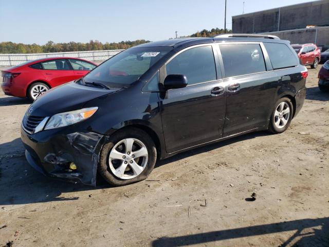 Изображение 1 2016 TOYOTA SIENNA LE 2016 с VIN 5TDKK3DC8GS720257